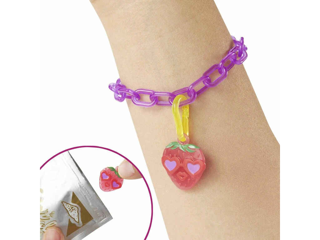 Barbie Muñeca Color Reveal Con Espuma Fresa Mattel GTN18 9 Barbie Muñeca Color Reveal Con Espuma Fresa Mattel GTN18 - Imagen 7