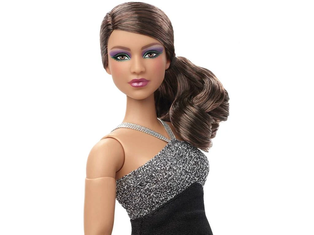 Barbie Signature Looks Morena Curvy Mattel HBX95 7 Barbie Signature Looks Morena Curvy Mattel HBX95 - Imagen 5