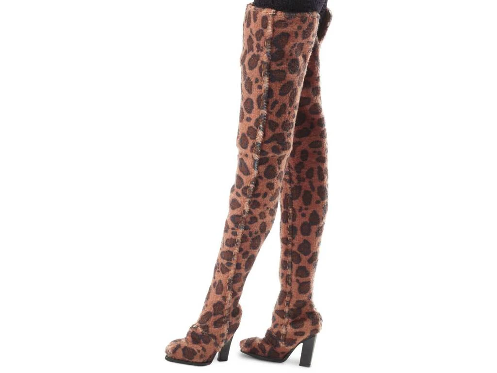 Barbie Signature Gloria Estefan Mattel HCB85 9 Barbie Signature Gloria Estefan Mattel HCB85 - Imagen 7