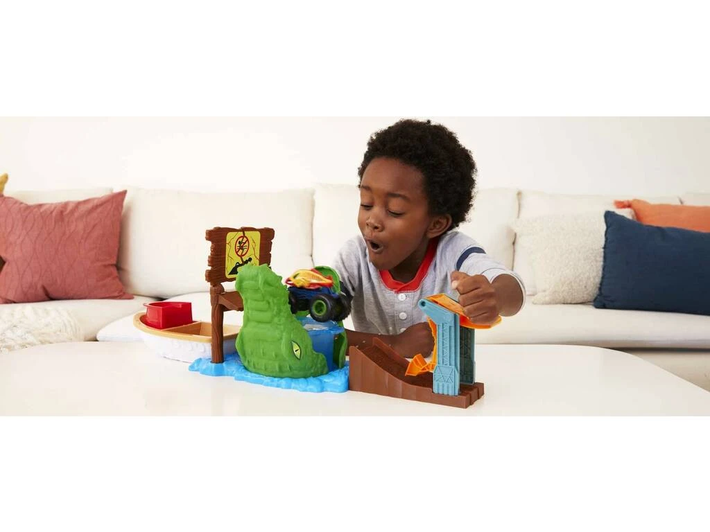 Hot Wheels Monster Trucks Color Shifters Ataque En El Pantano Mattel HGV14 8 Hot Wheels Monster Trucks Color Shifters Ataque En El Pantano Mattel HGV14 - Imagen 6